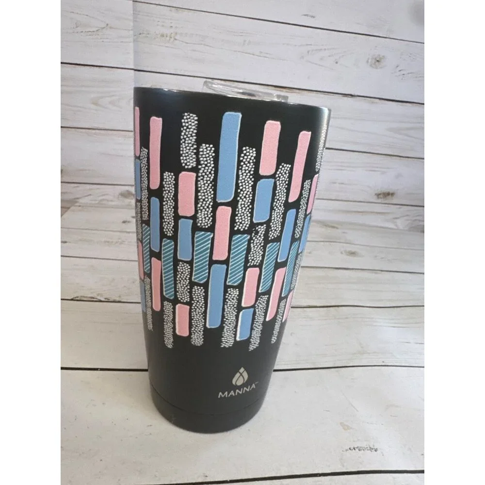 Manna Embossed Maverick 20 oz Tumbler Dark Grey Pink Blue Block Pattern Insulate